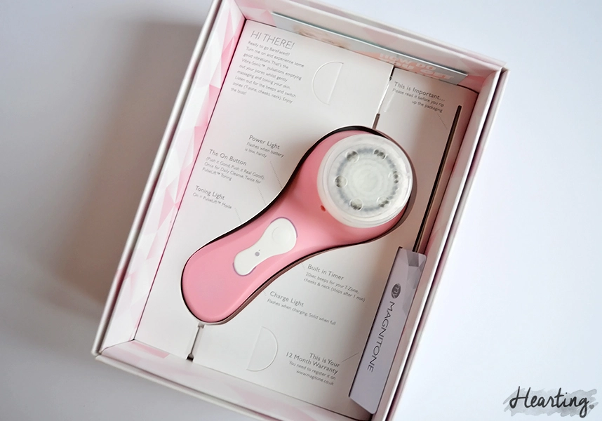 Unboxing and first impressions | Magnitone BareFaced Vibra-Sonic Daily Cleansing Brush