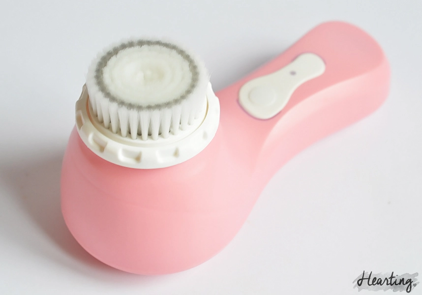 Unboxing and first impressions | Magnitone BareFaced Vibra-Sonic Daily Cleansing Brush