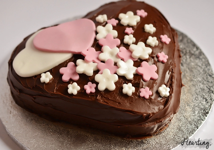 St Valentine's Love Cake