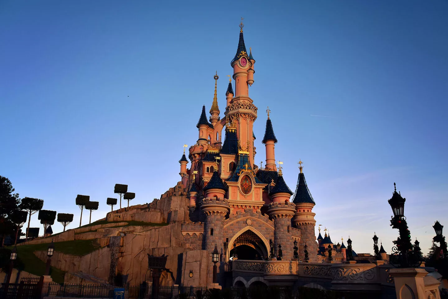 Dining at Disneyland Paris | Photograph of the Disneyland Paris Sleeping Beauty castle